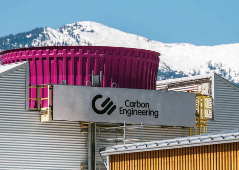 Fabrik mit der Aufschrift Carbon Engineering